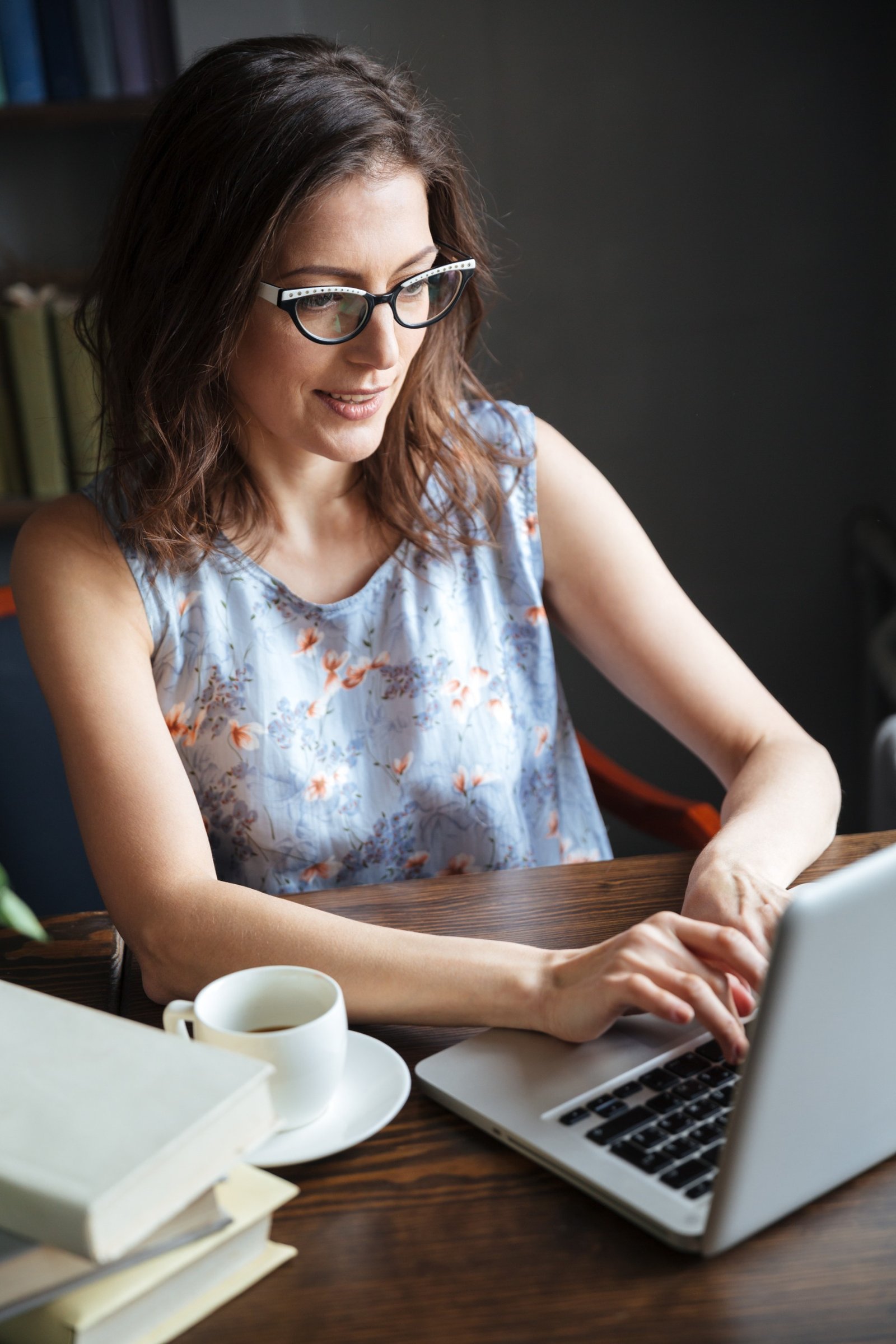 lady at laptop working