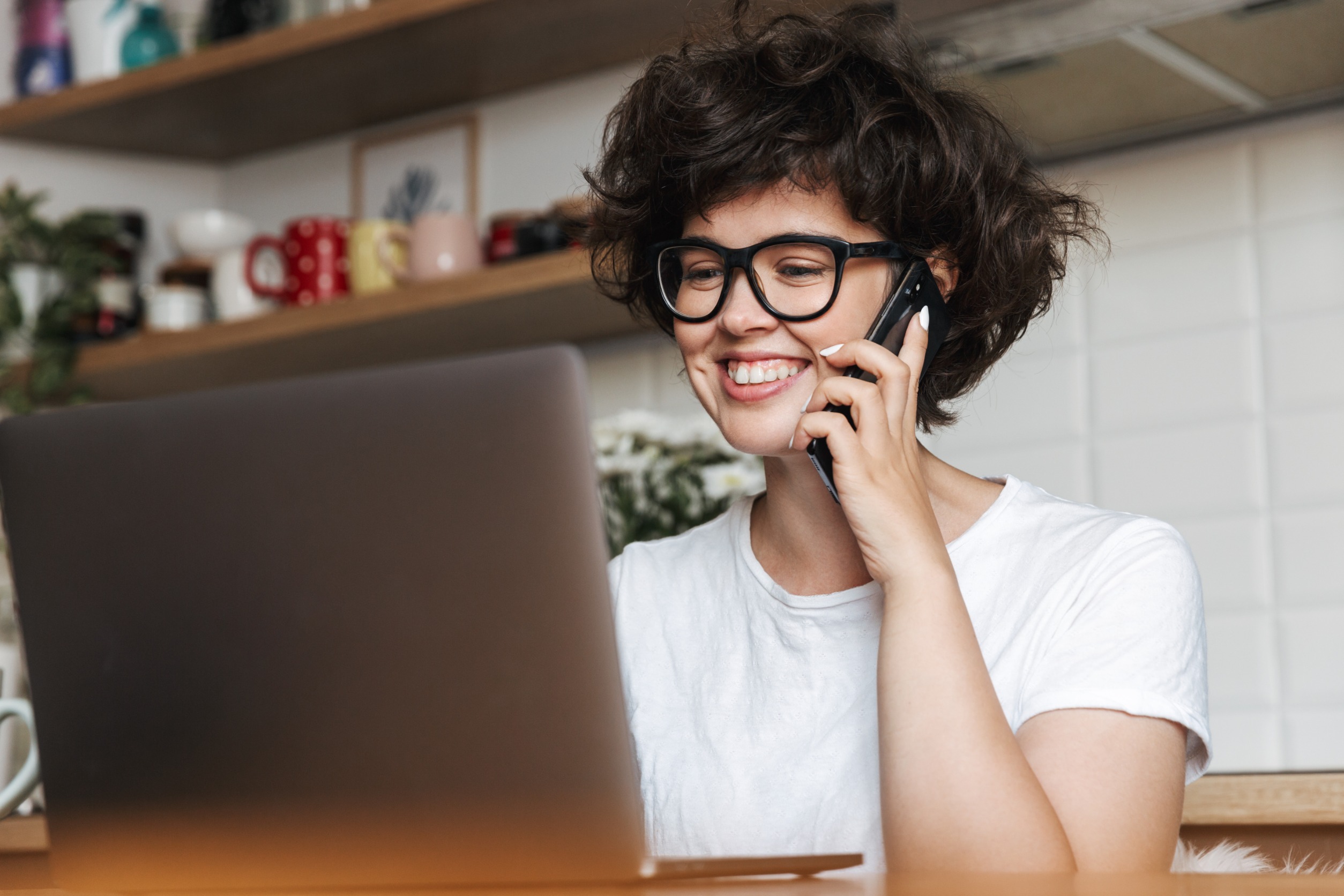 21 Companies to Get Paid to Make Phone Calls from Home (Up to $15/Call)